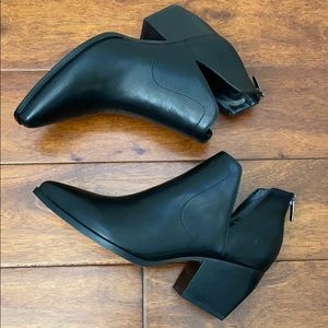 Vince Camuto Doralli Booties